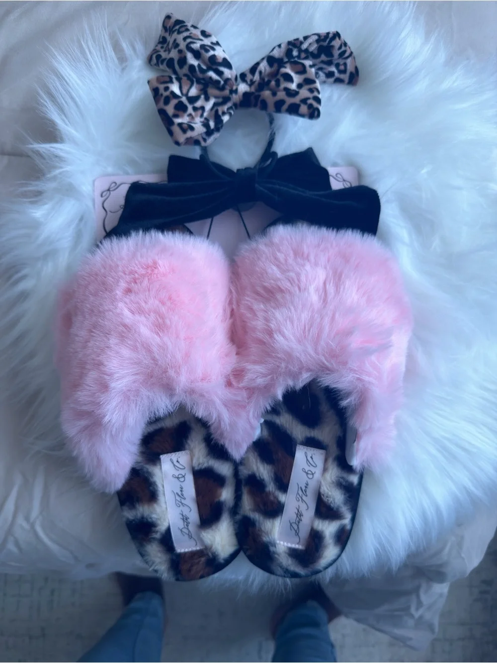 Cozy Pink Faux Fur Leopard Slide Slippers for Kids - Unbranded